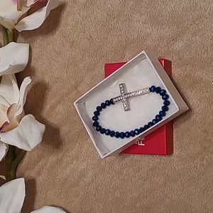 Expandable Cross Bracelet